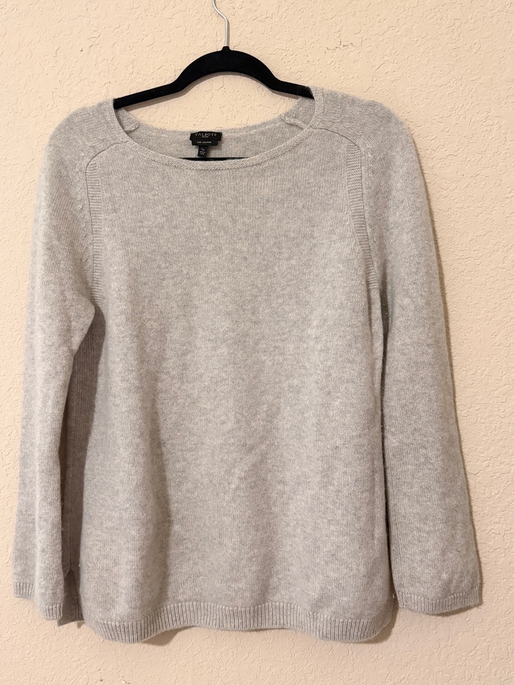 Talbots Petite Pure Cashmere Light Gray Crewneck Sweater